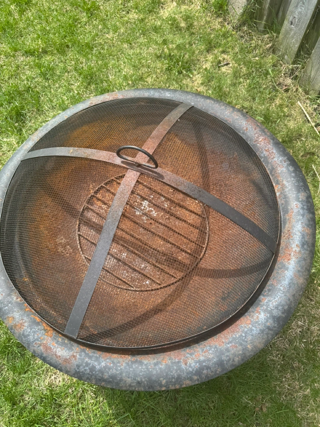 Round Metal Fire Pit with Spark Screen - photo 3