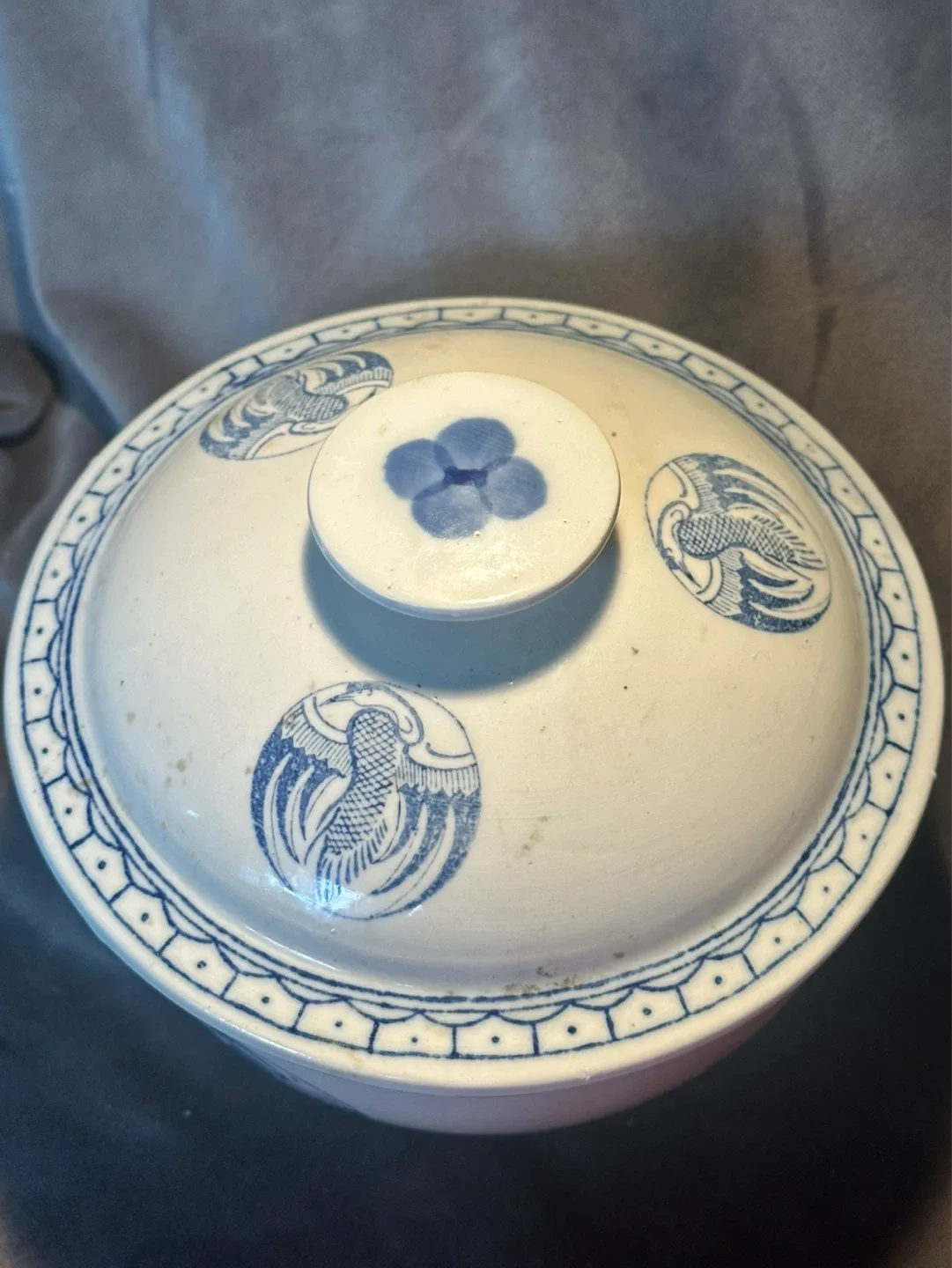 Japanese Porcelain Covered Rice Pot - photo 2