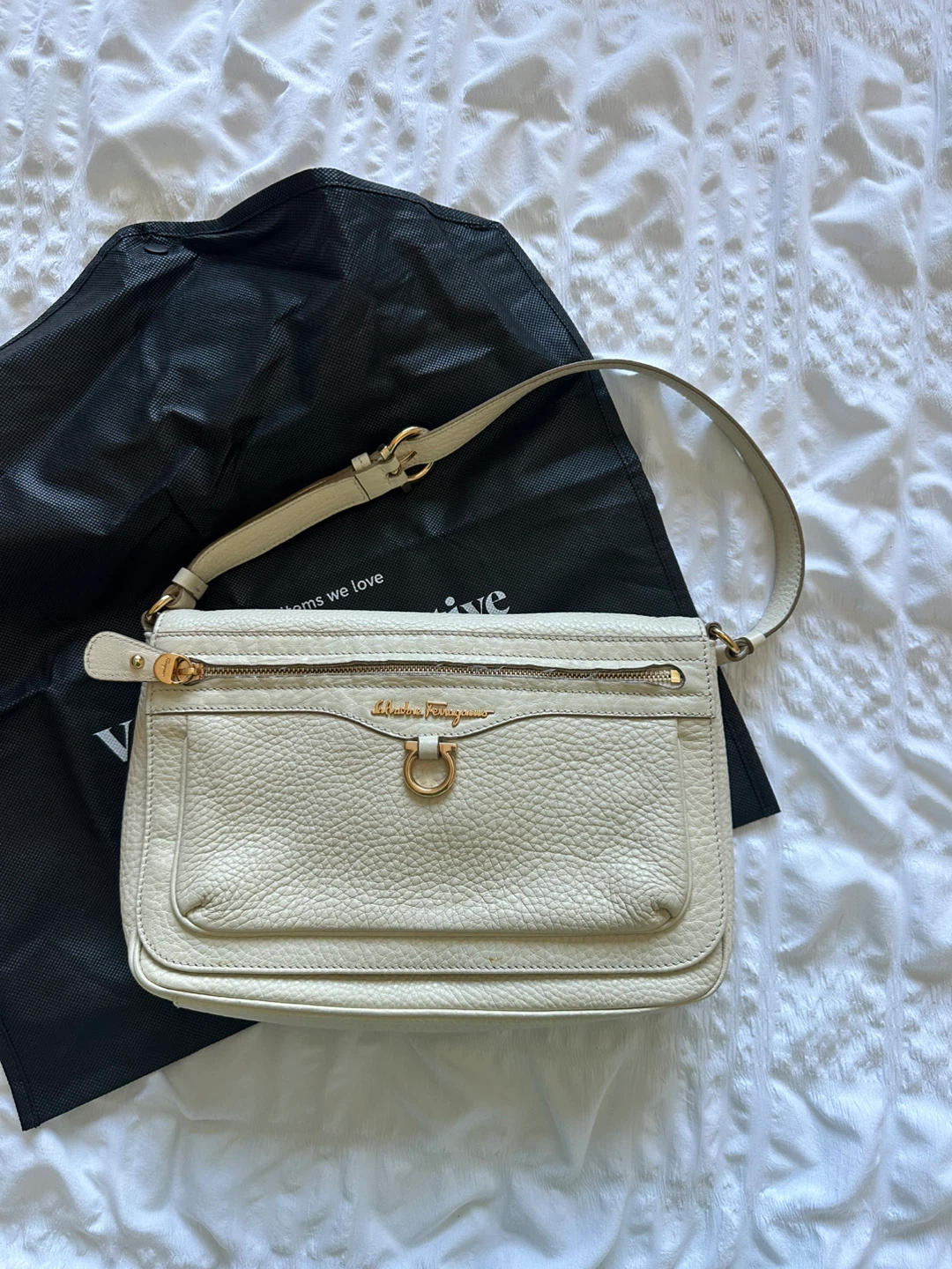 Salvatore Ferragamo White Leather Shoulder Bag