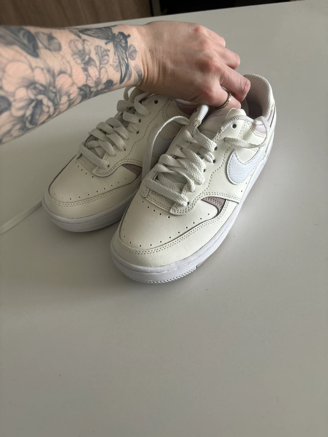 Nike Size 5 Women's Court Vision Low White Sneakers - photo 2