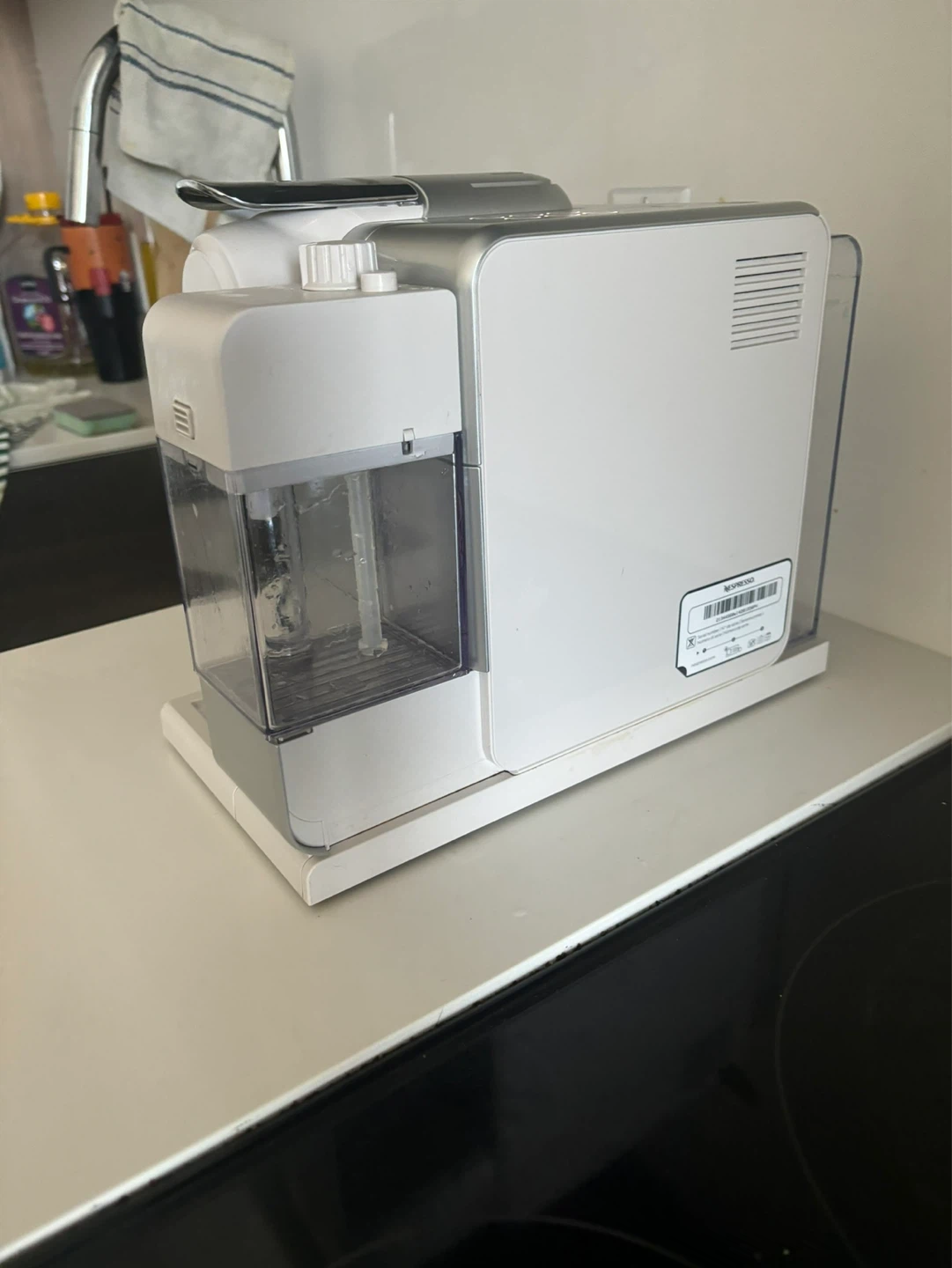 Nespresso DeLonghi Espresso Machine - photo 2