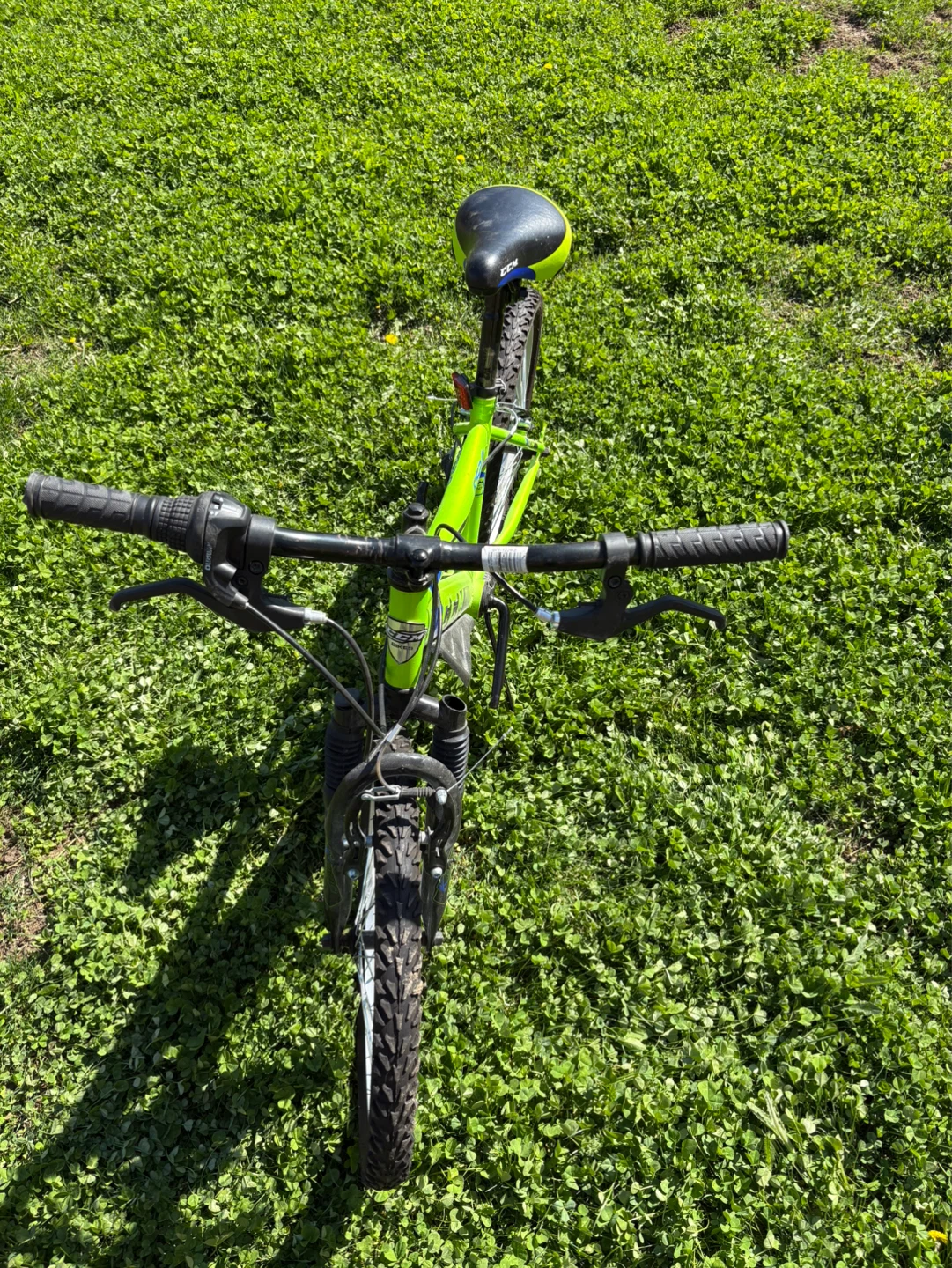 CCM 20 inch bike (NO PEDAL) - photo 2