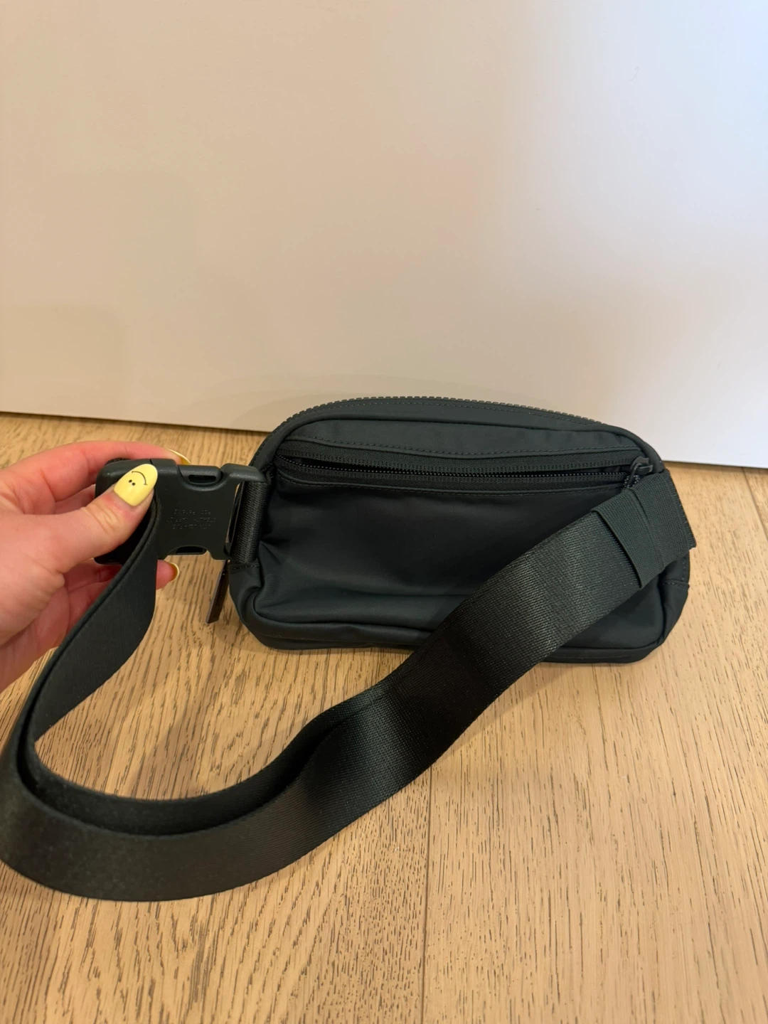 Lululemon Everywhere Belt Bag - Dark Green - photo 3