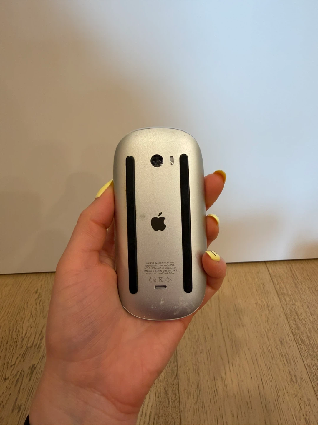 Apple Magic Mouse - photo 2