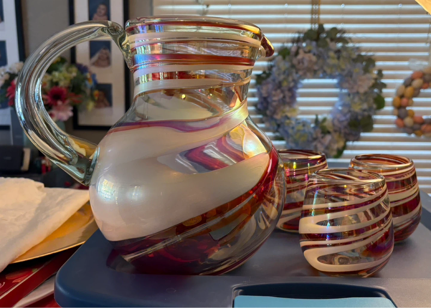 ✨✨Glass Pitcher and Tumbler Set - Swirl Design