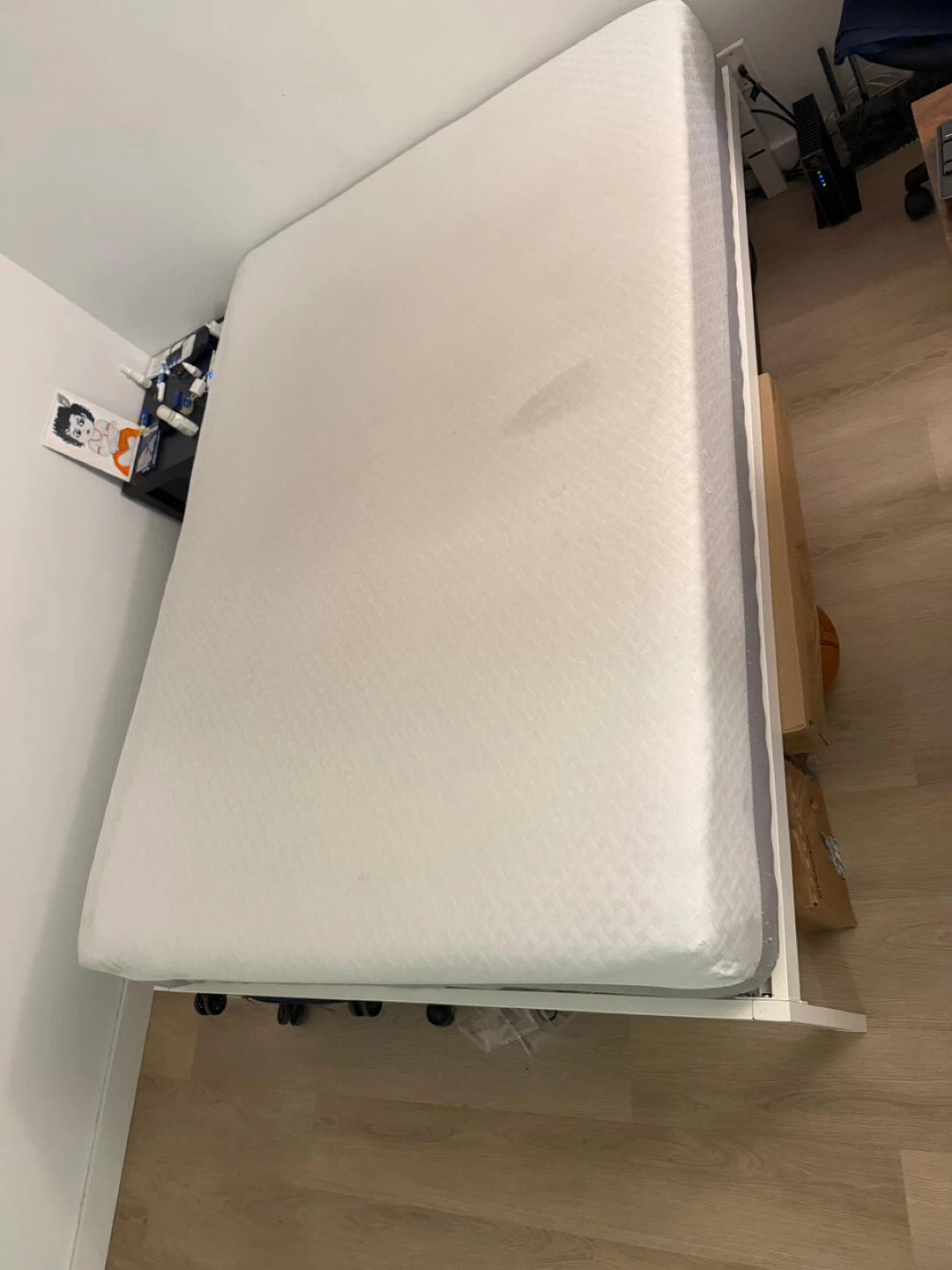 White full Size Mattress