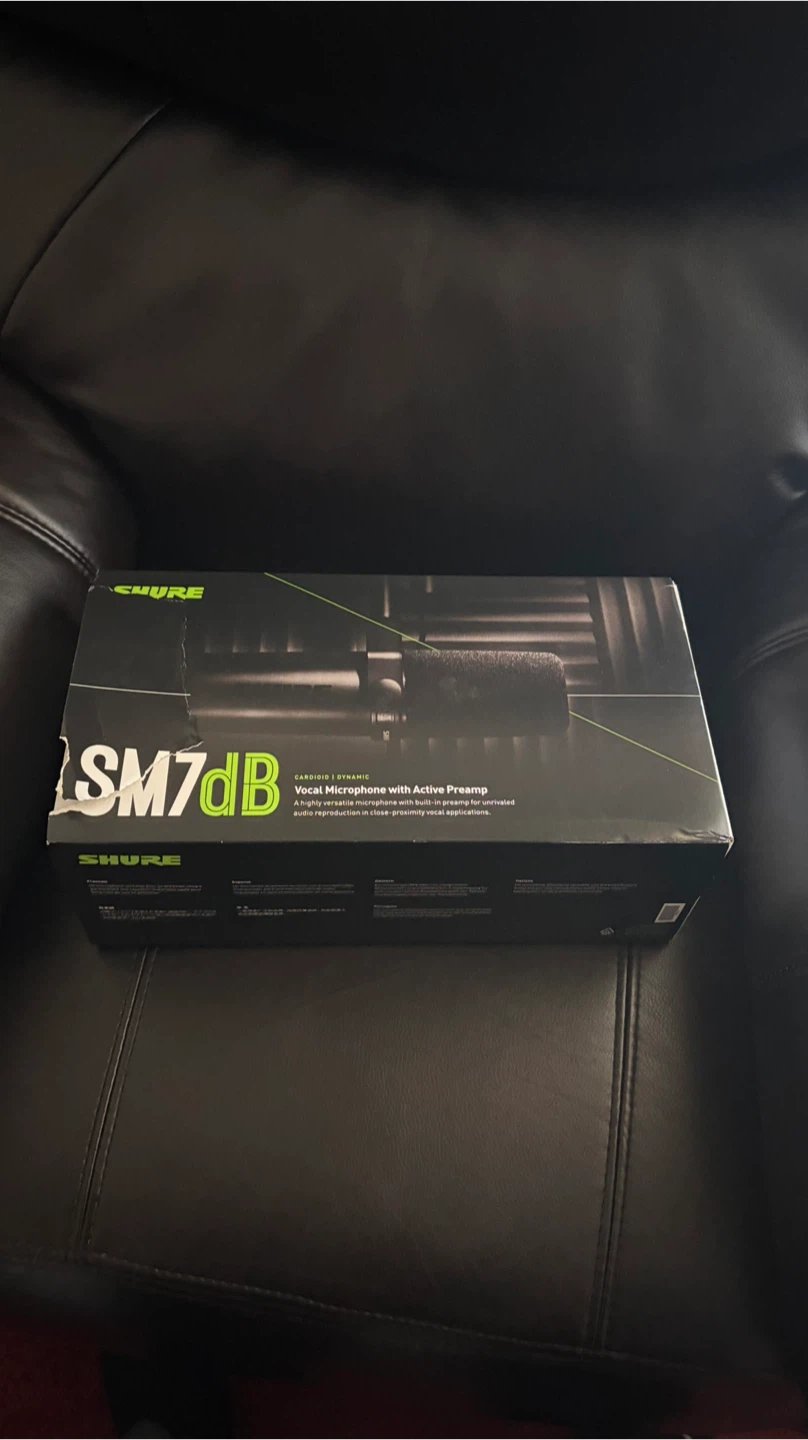 Shure SM7dB Cardioid Dynamic Vocal Microphone with Active Preamp