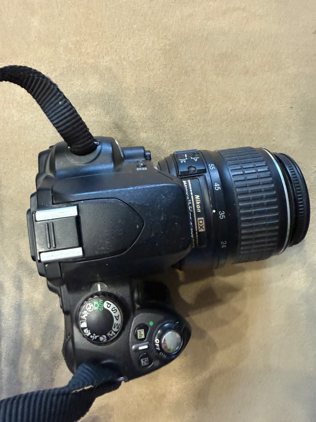 Nikon D40 DSLR Camera with 18-55mm Lens - photo 3