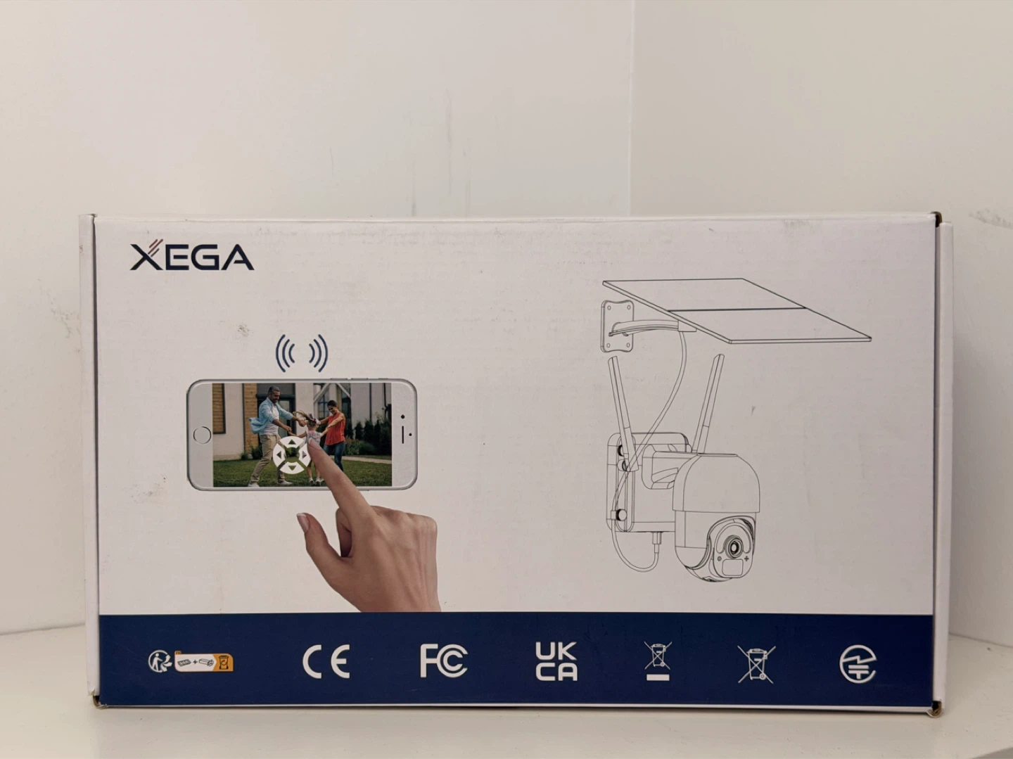 Xega PTZ Security Camera with Solar Panel