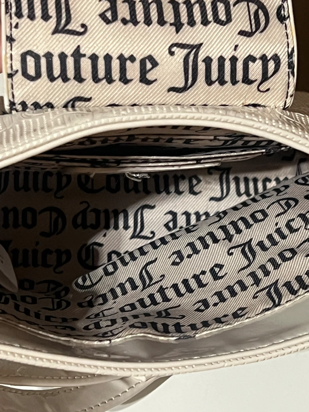 Juicy Couture Cream Patent Leather Shoulder Bag with Charm - photo 3