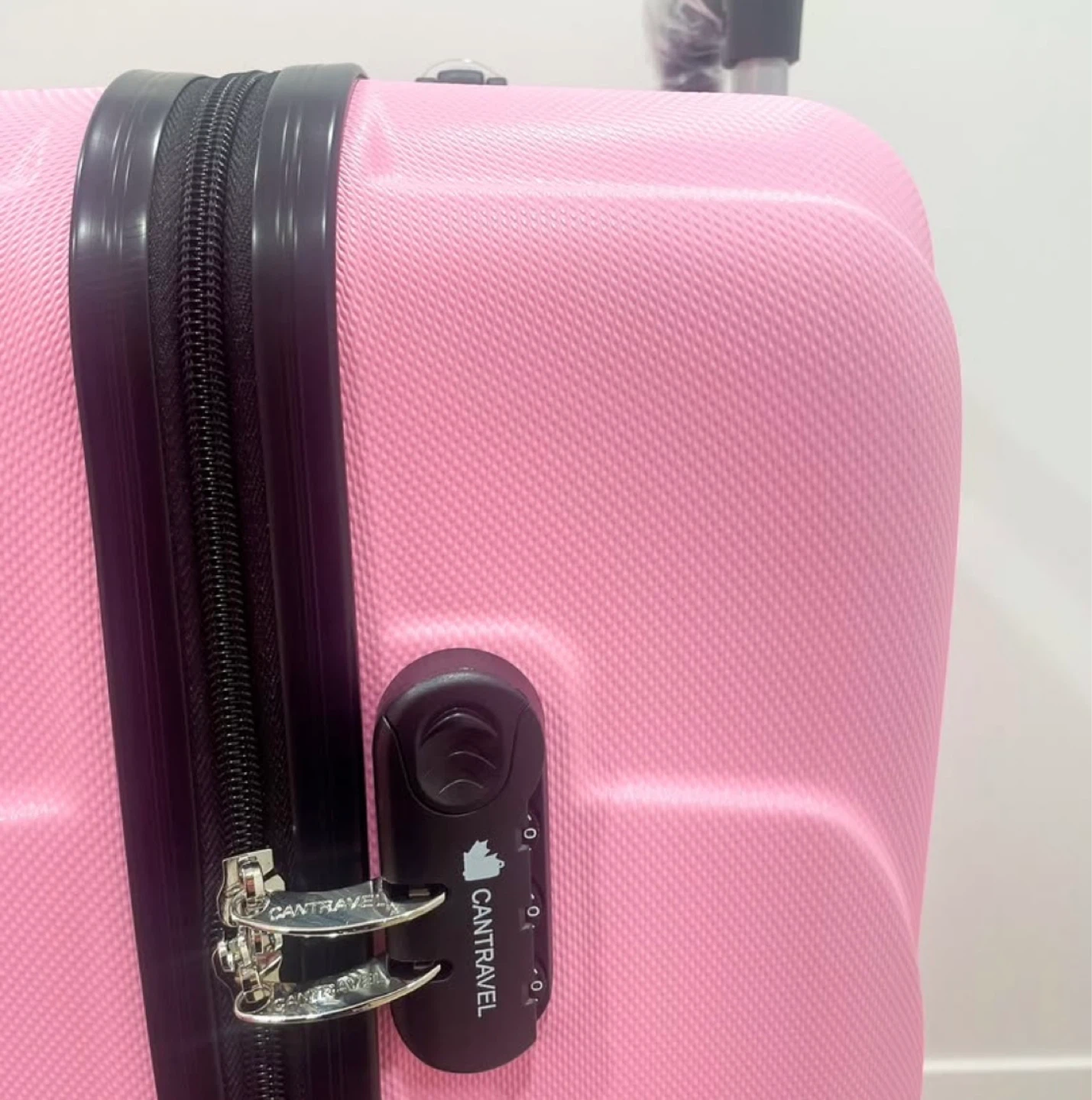 Brand new Rose Pink  3 in 1 suitcase luggage set (20”/24”/28”) - photo 2