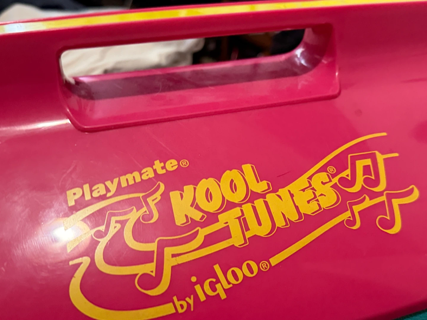 Igloo Playmate Kool Tunes Cooler - photo 2