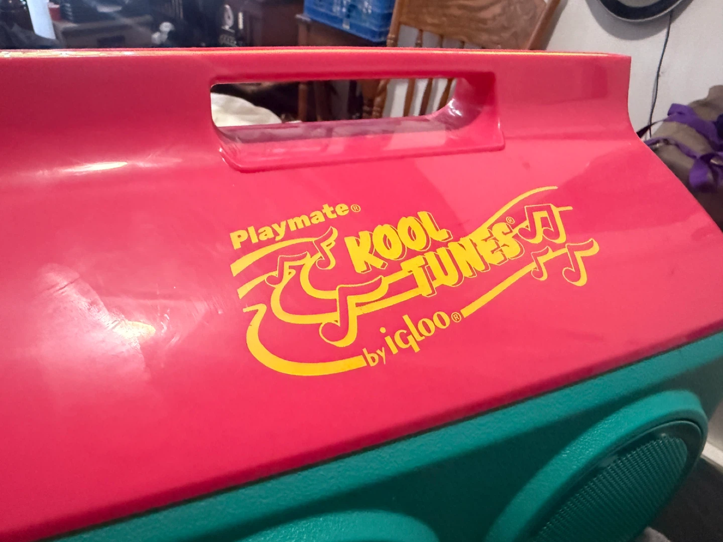 Igloo Playmate Kool Tunes Cooler - photo 3