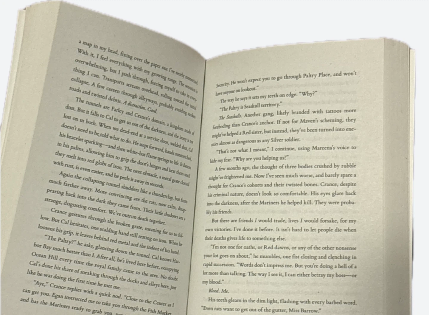 Glass Sword by Victoria Aveyard - photo 2