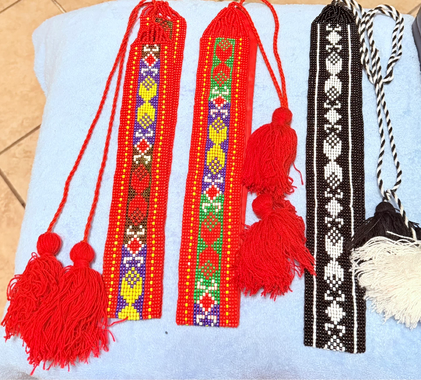 Handmade Beaded Necklaces, Ties and Bookmarks Set - photo 2