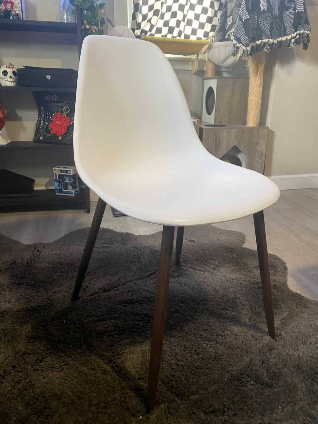 Desk plastic and metal chair