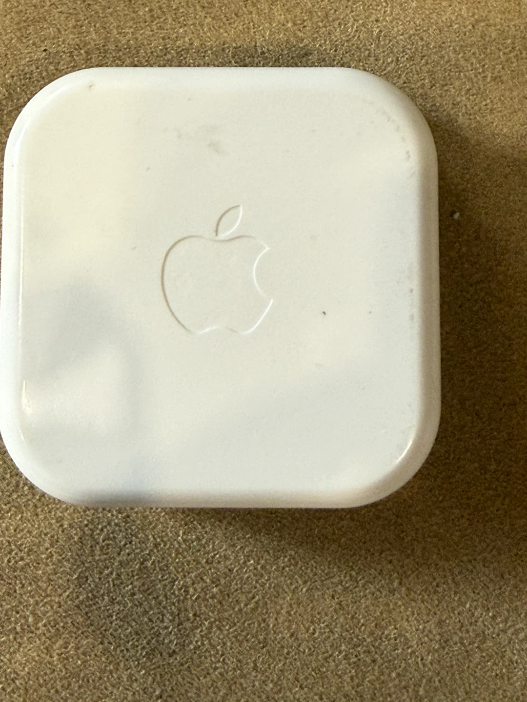 Apple EarPods with 3.5mm Headphone Plug