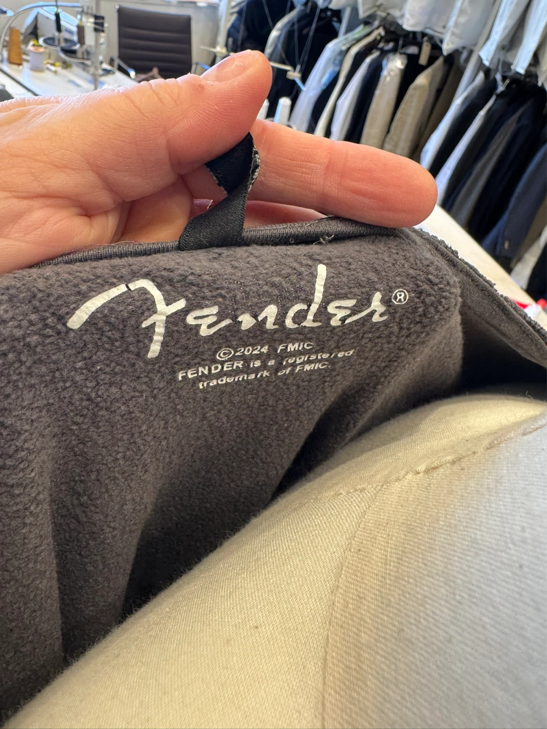 Fender Graphic Sweatshirt - photo 3