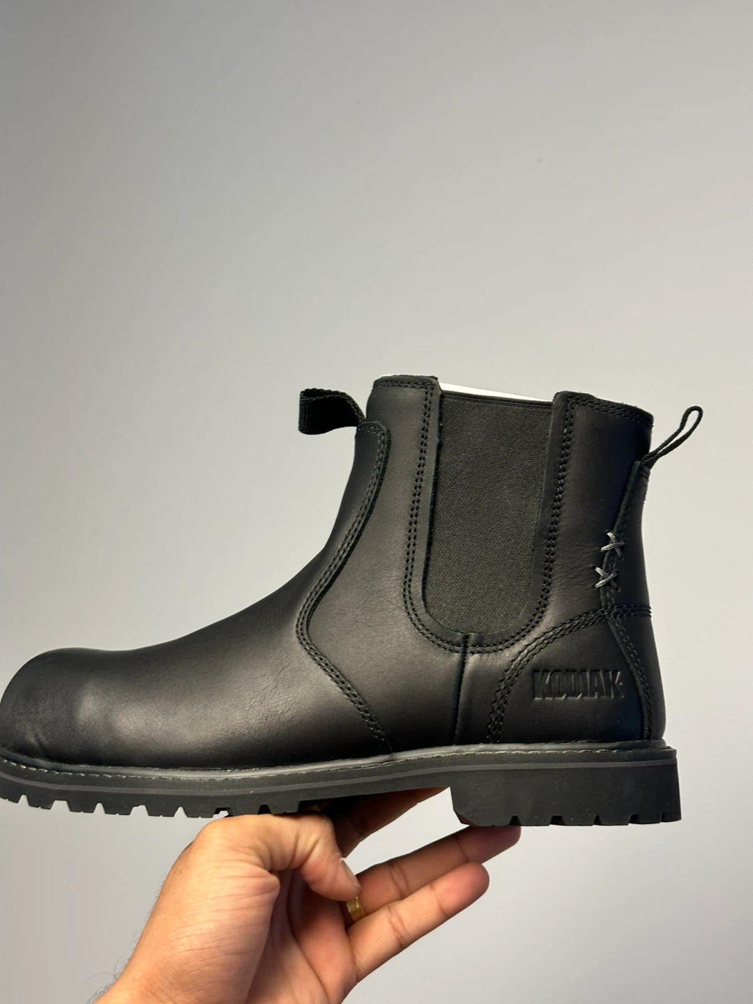 Kodiak Bralorne Composite Safety Toe Chelsea Boots