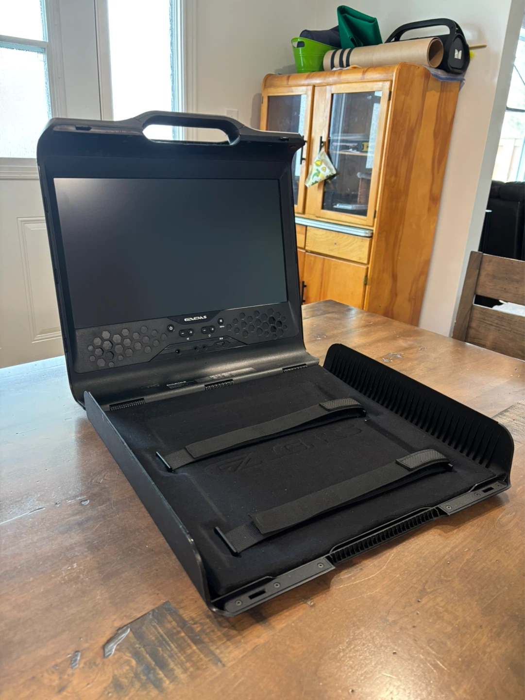 GAEMS Personal Gaming Portable Monitor Case
