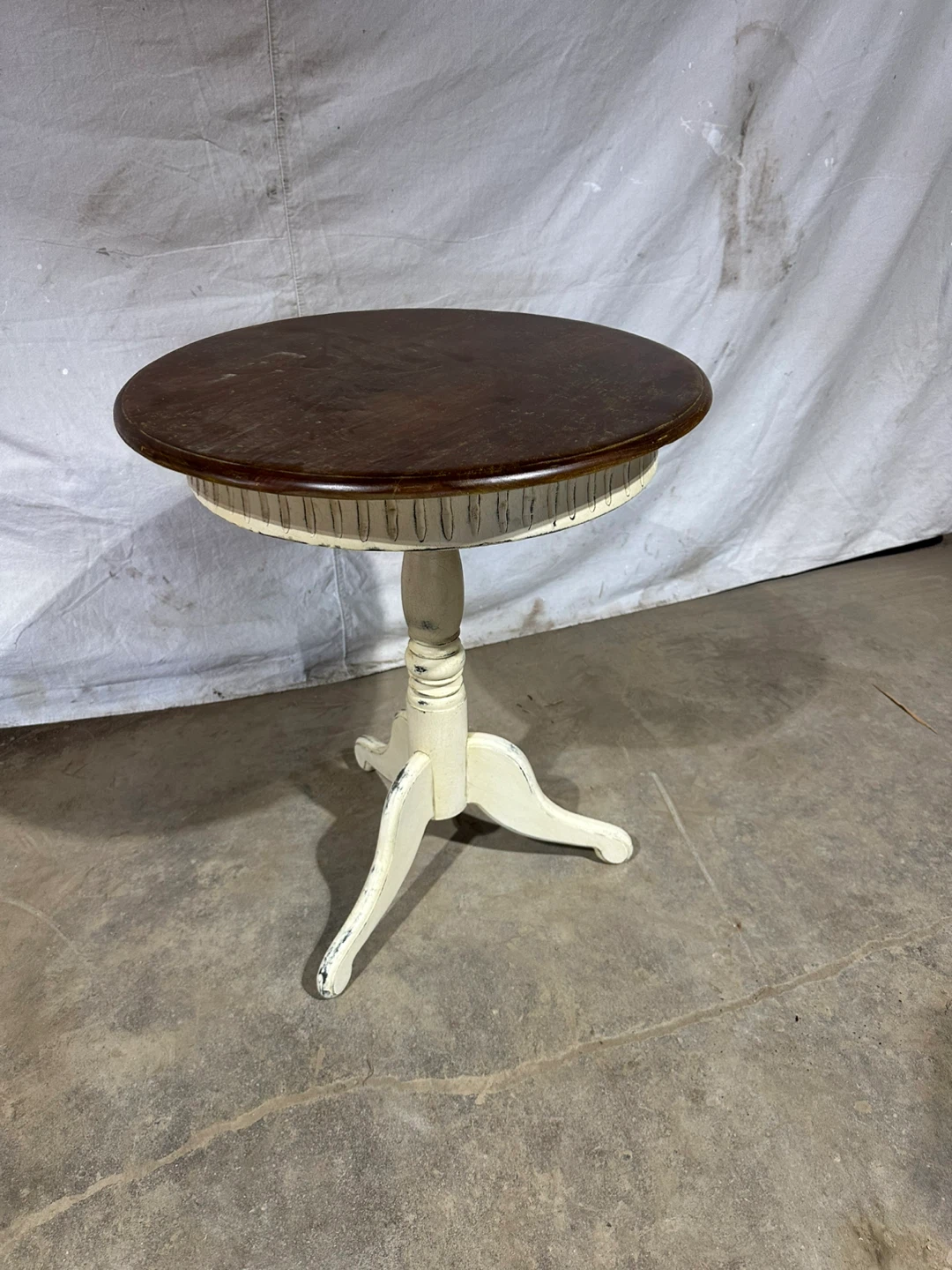 Round Pedestal Accent Table