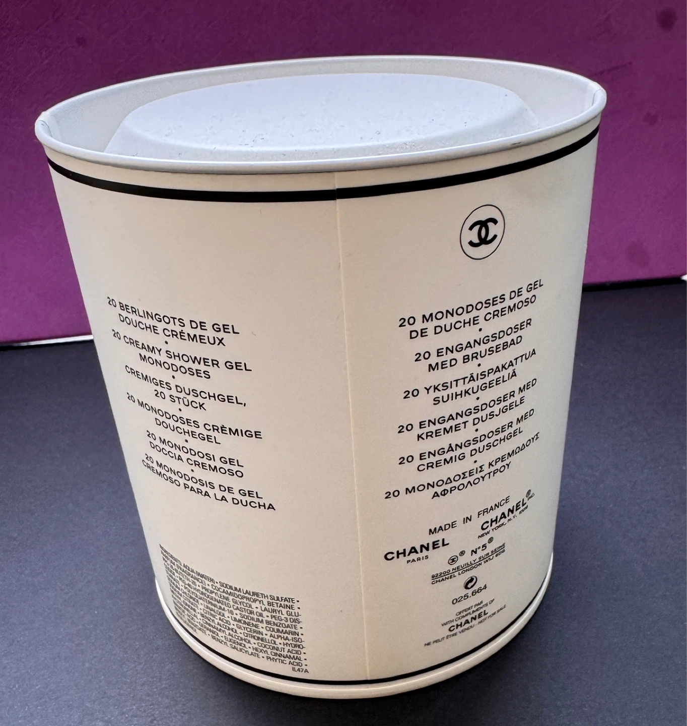 CHANEL N°5 The Shower Gel paint can - photo 3