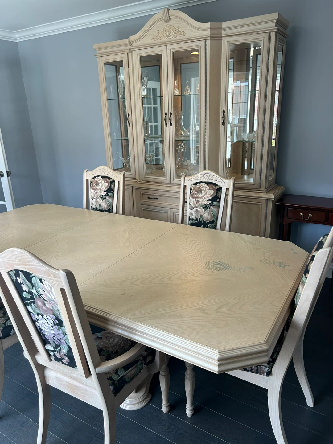 Dining Table, Hutch Set with Chairs, - photo 3