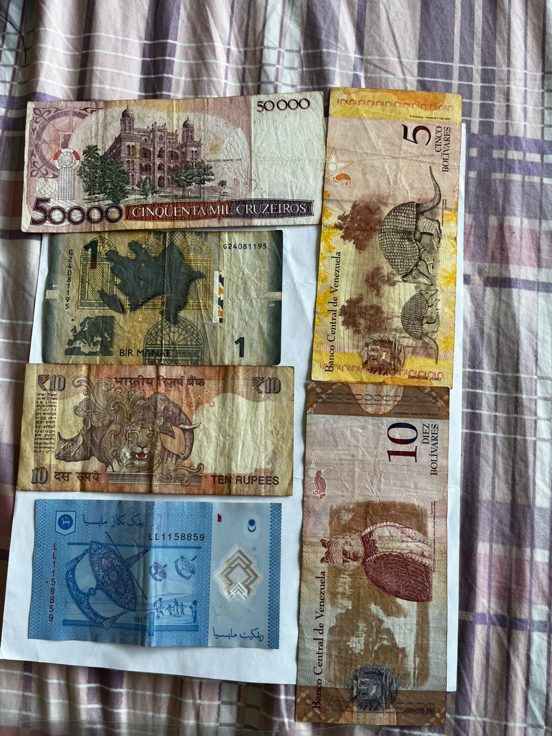 7 notes only 20 dollars Foreign currency Banknotes - photo 2