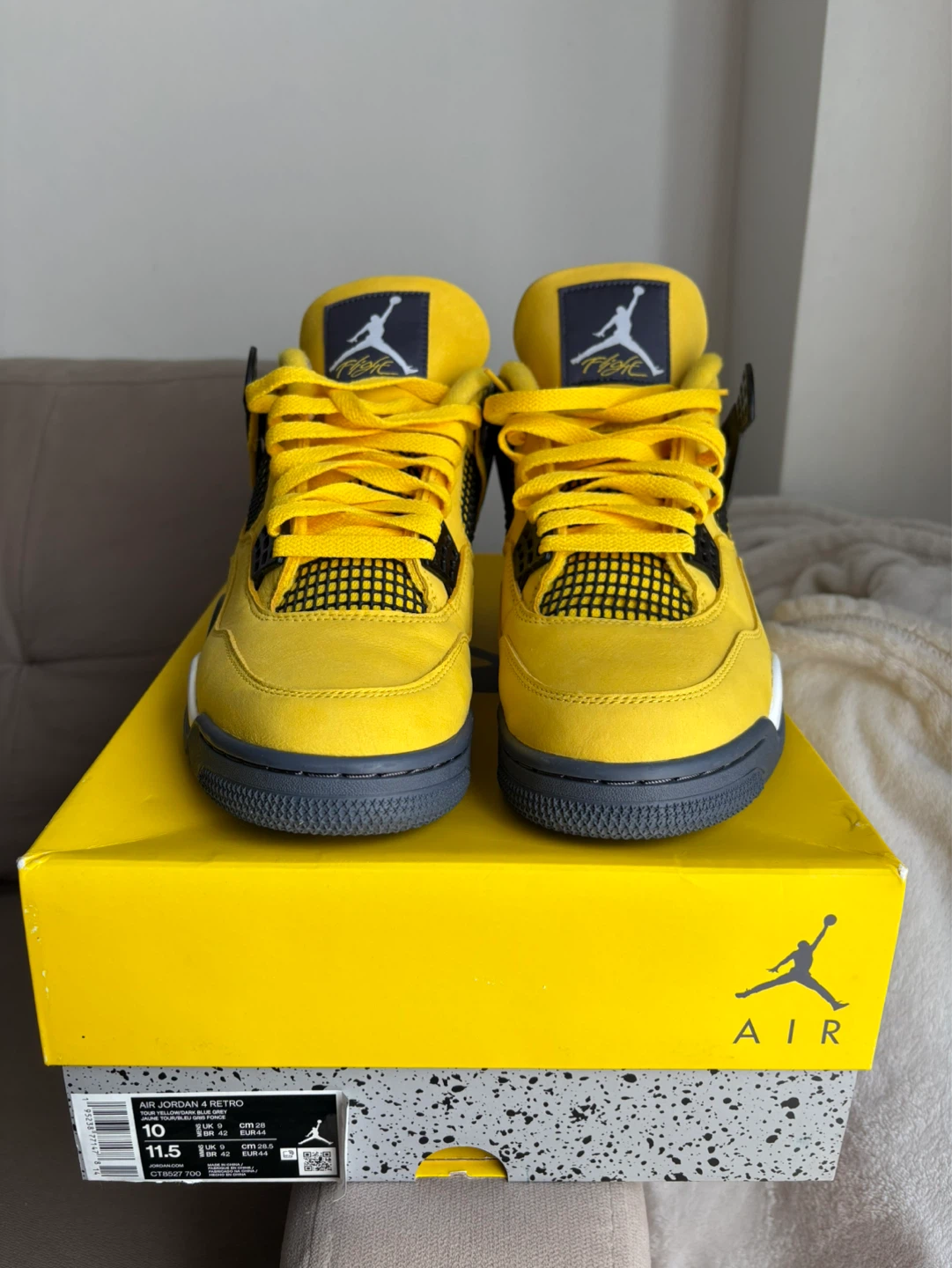 Air Jordan 4 Retro 'Lightning'  Size 10 - photo 2