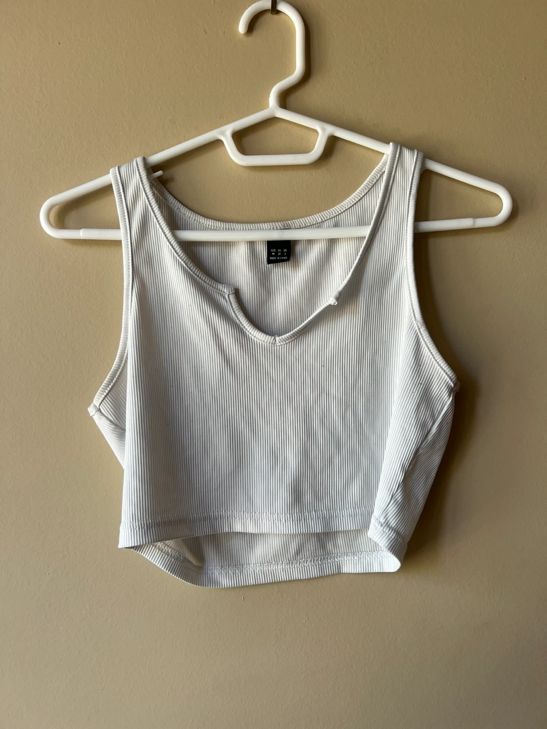 Women’s tank top bundle - 8 - photo 2