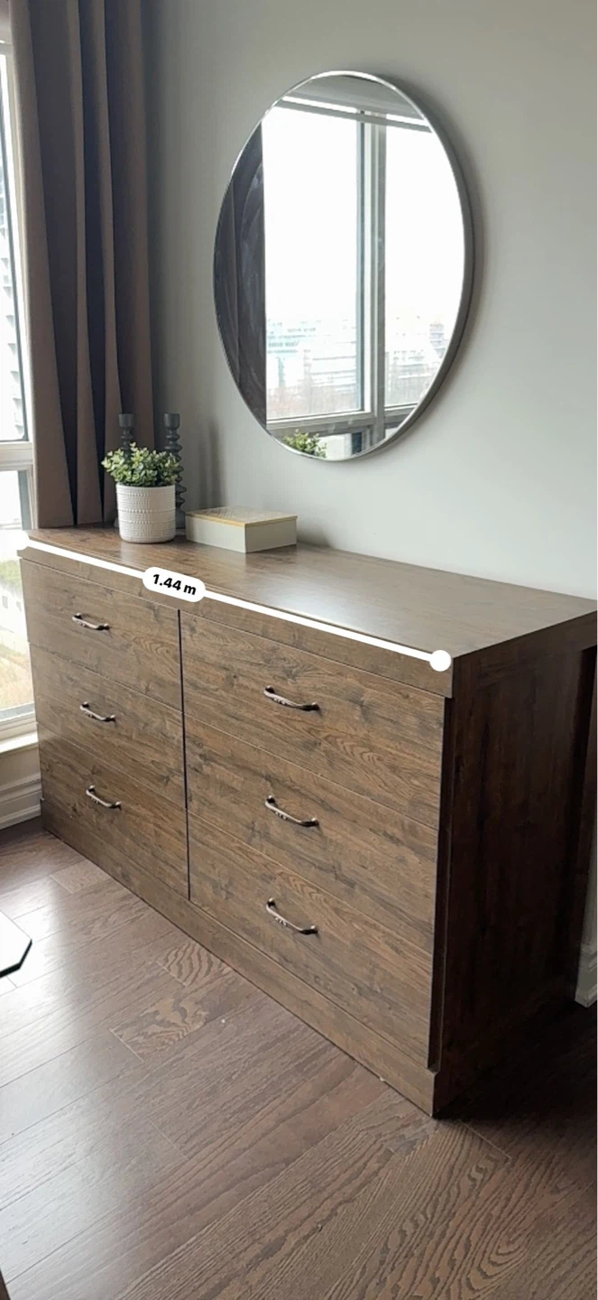 Wooden Dresser with 6 Drawers