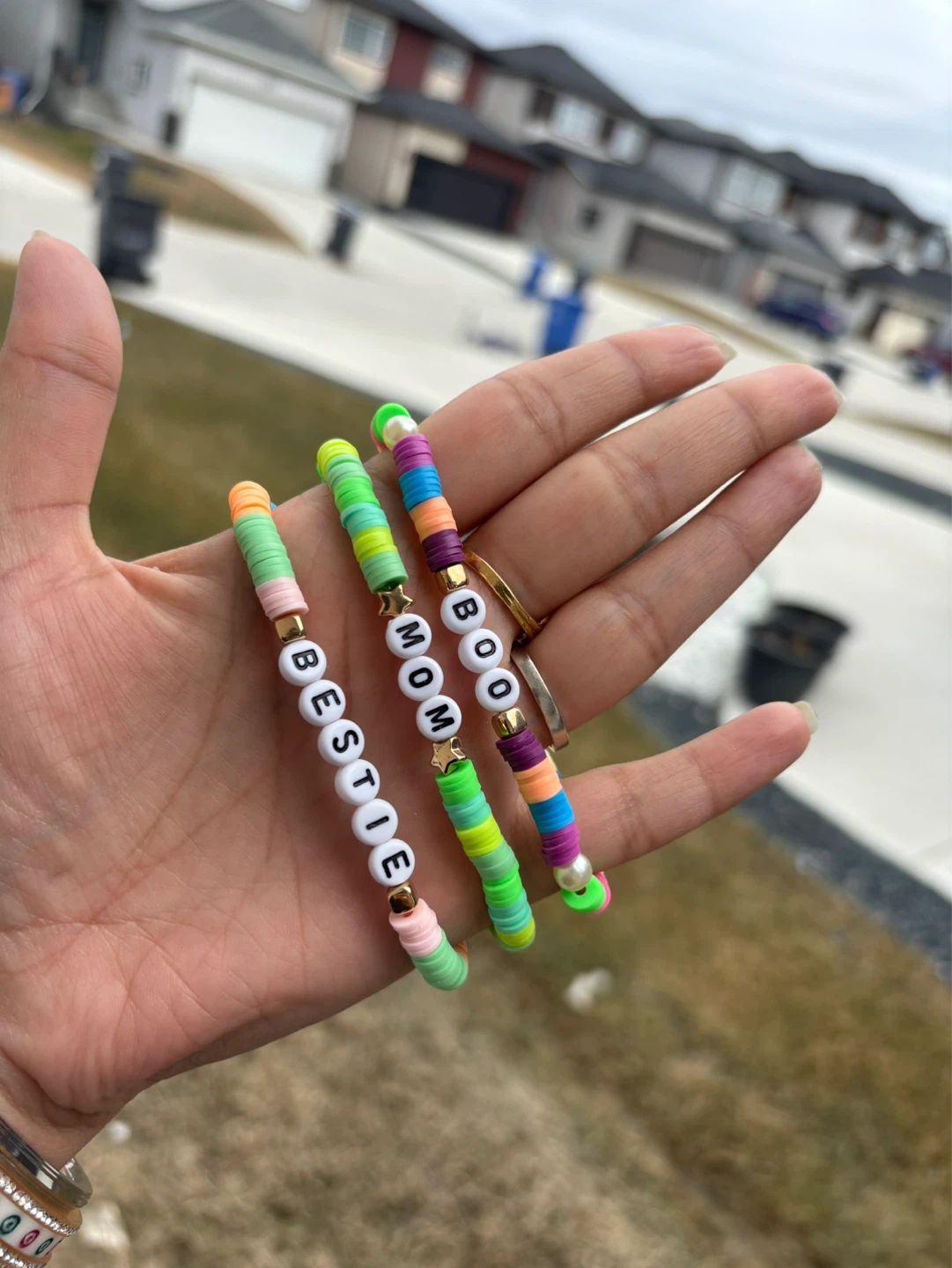 Set of 3 Bracelets - "Mom", "Bestie", "Boo"