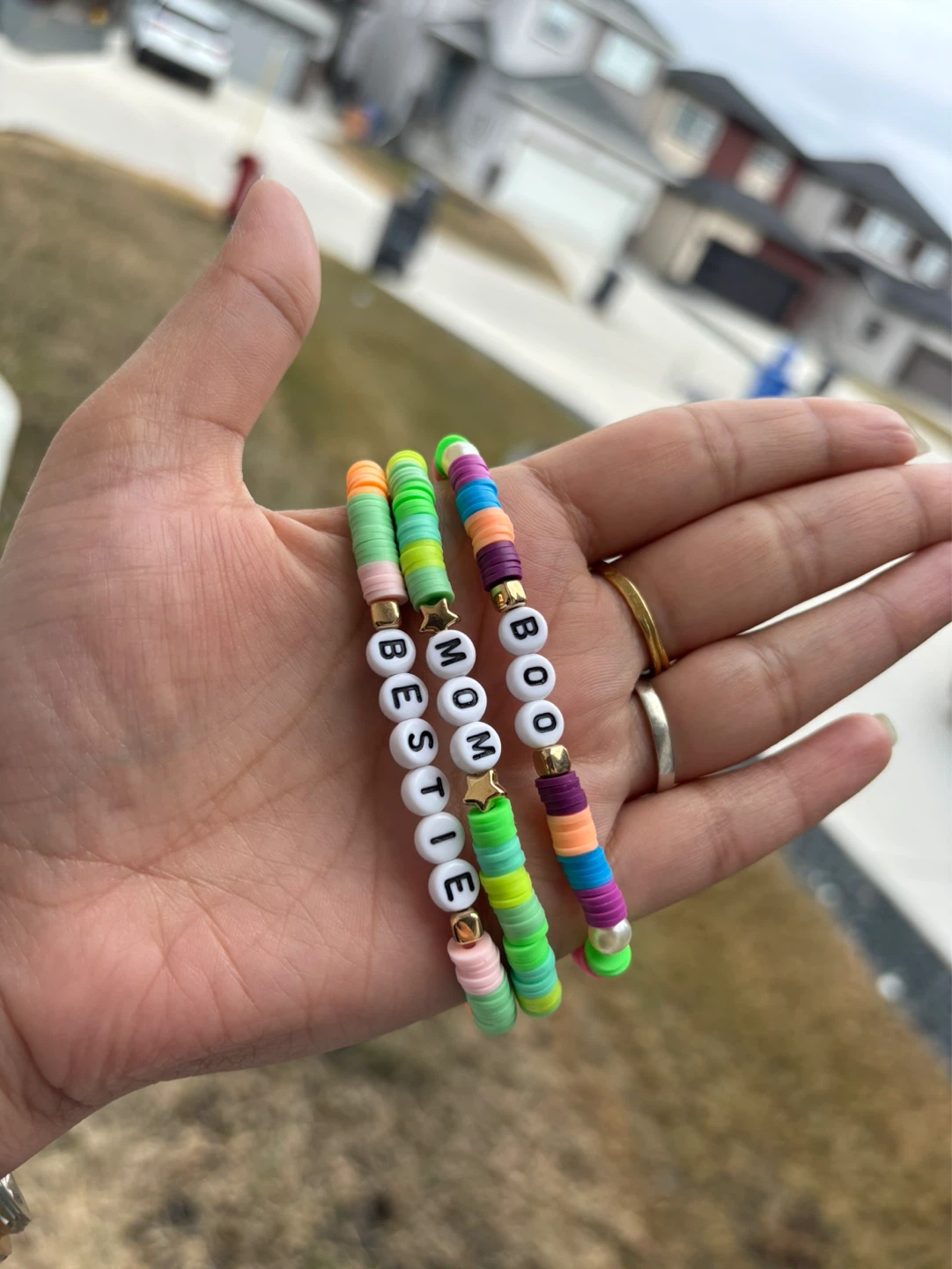 Set of 3 Bracelets - "Mom", "Bestie", "Boo" - photo 3