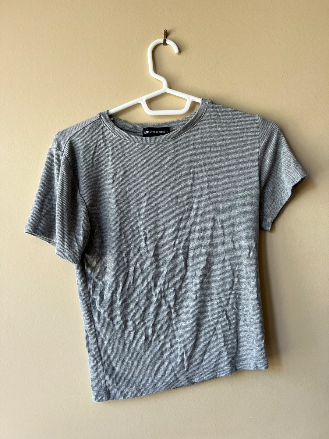 Women’s Tshirt Bundle x7 - photo 4