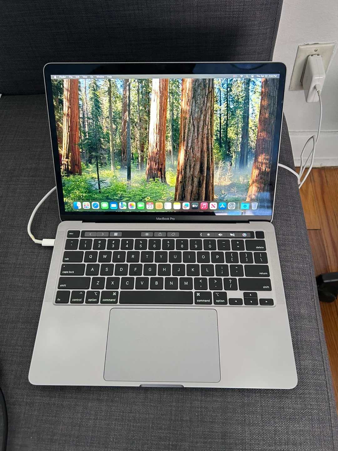 Apple MacBook Pro 13-inch, 2020, Intel Core i5, 16GB RAM - photo 5