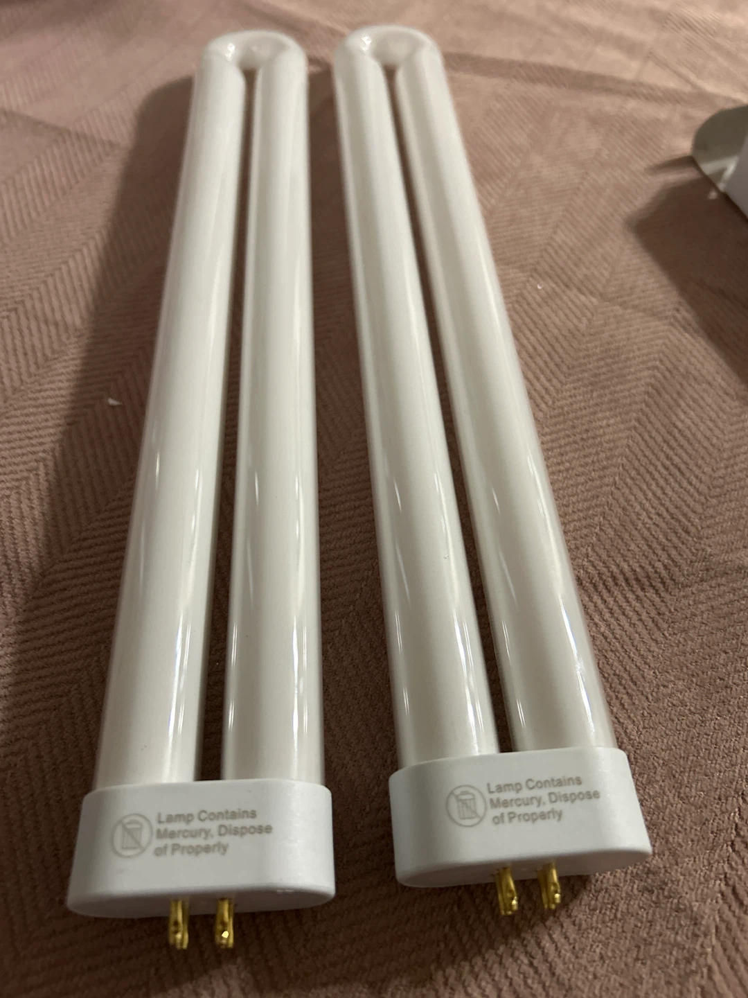 New-Pack of 2 FUL40TB/BL Insect Attracting Lamps