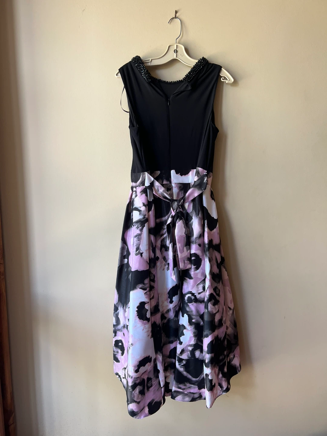 Laura Plus Size Black & Pink Floral Beaded Neck Dress - photo 2