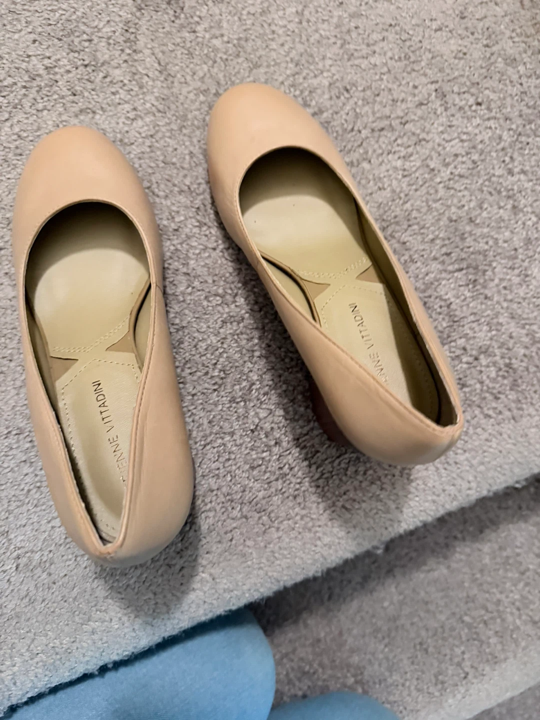 Adrienne Vittadini Leather Block Heel Pumps Size 7M - photo 2