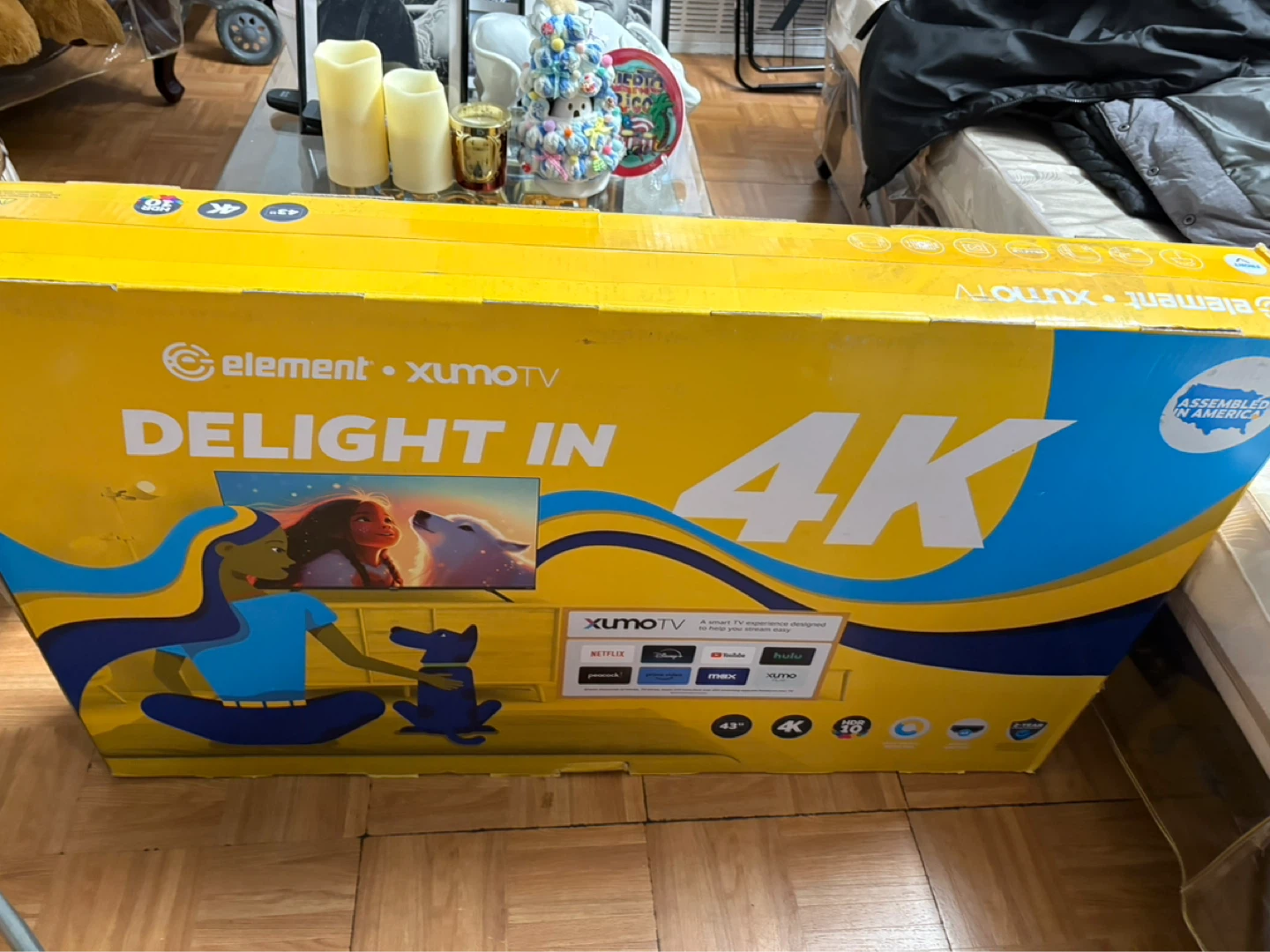 Element 43" 4K UHD Smart TV