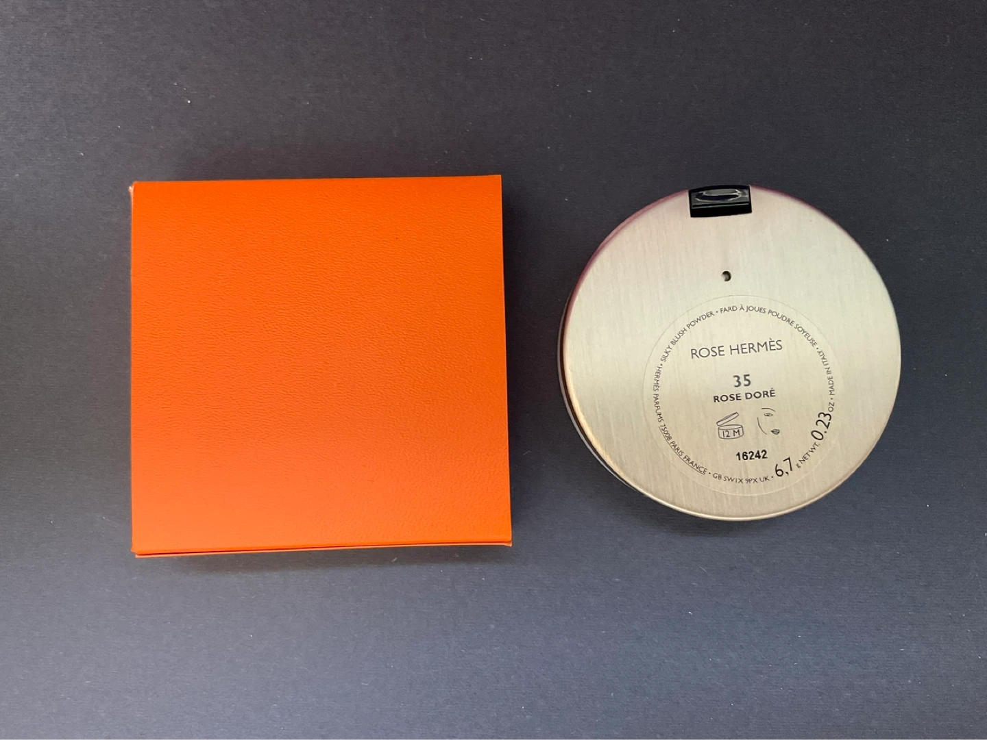 Hermes powder and lipstick. - photo 2