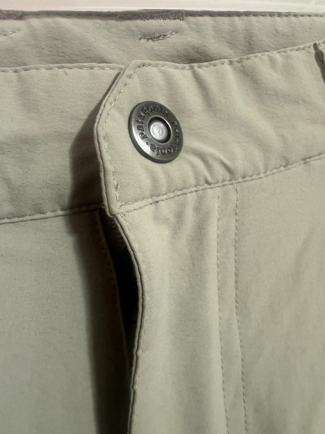 Patagonia Men's Size 36 Khaki Nylon/Spandex Cargo Pants - photo 4