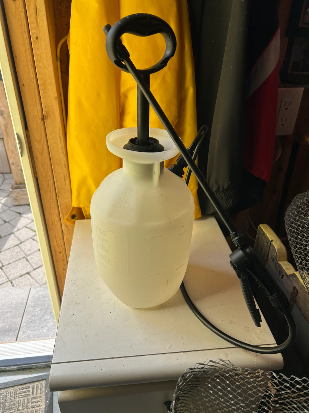 White Garden Sprayer with Handle and Hose