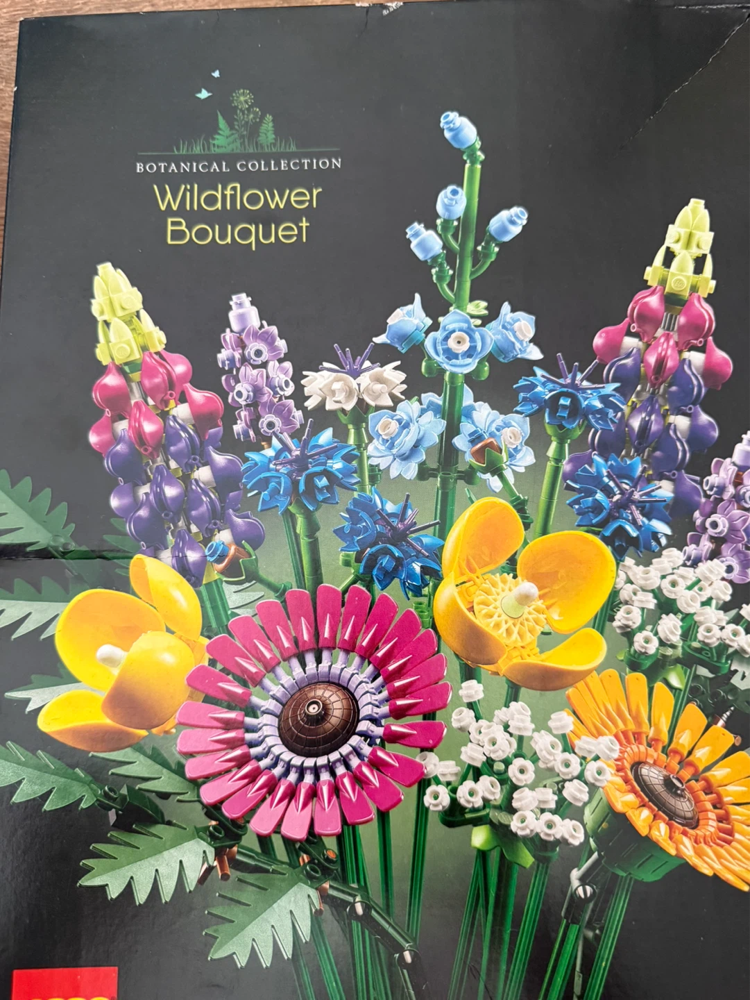 LEGO Icons Wildflower Bouquet Building Set (10313) - photo 4