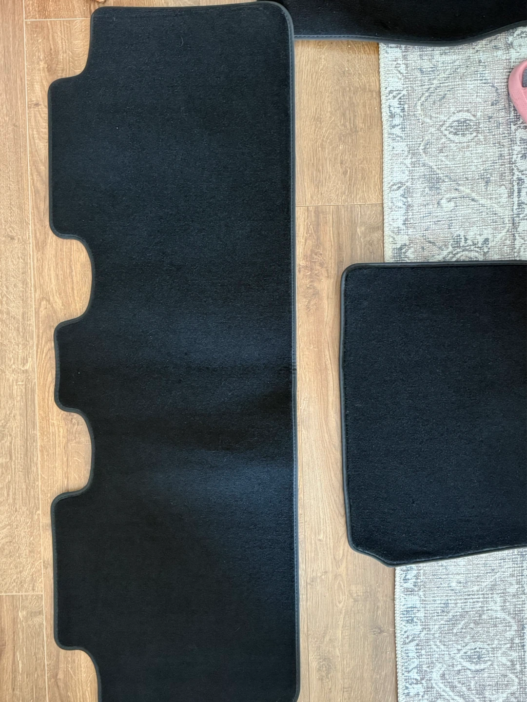 Tesla Model Y Black Carpet Floor Mats Set - photo 4