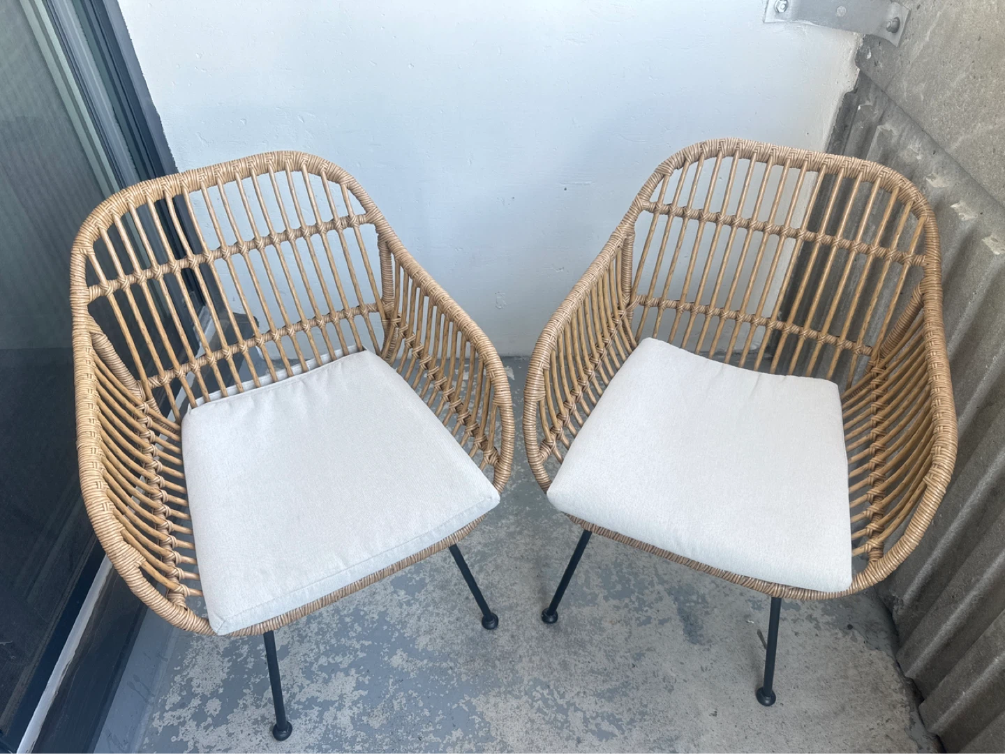 Set of 2 Wicker Patio Chairs w/ Cushions - Modern Balcony Setup - photo 2