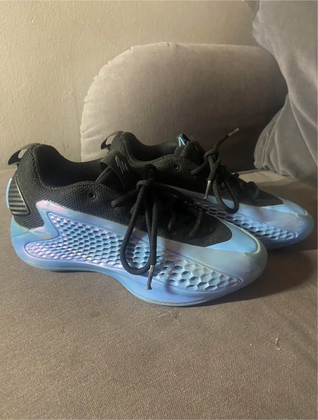 Adidas Anthony Edward’s 1 low size 4
