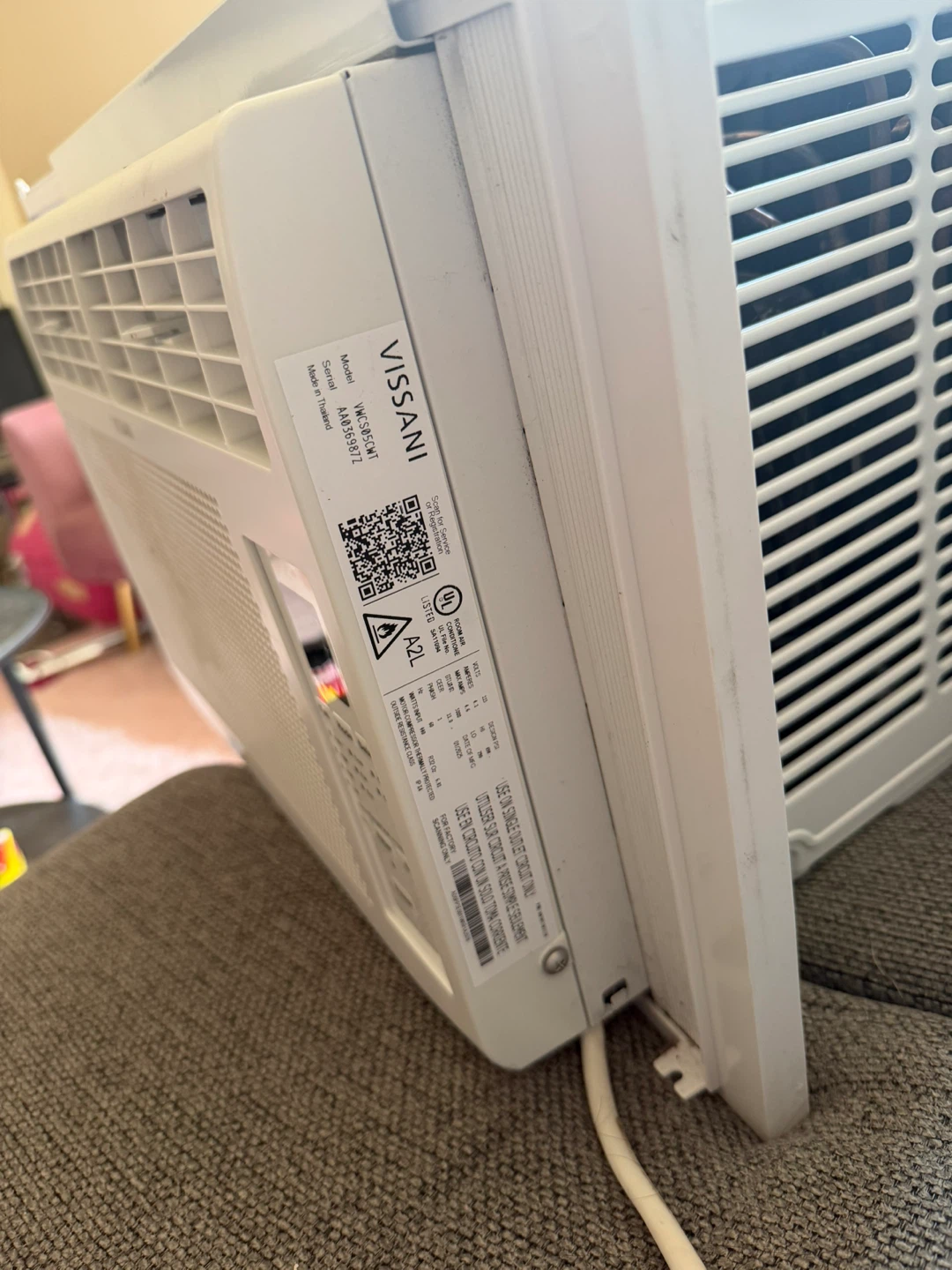 Vissani Window Air Conditioner - photo 3