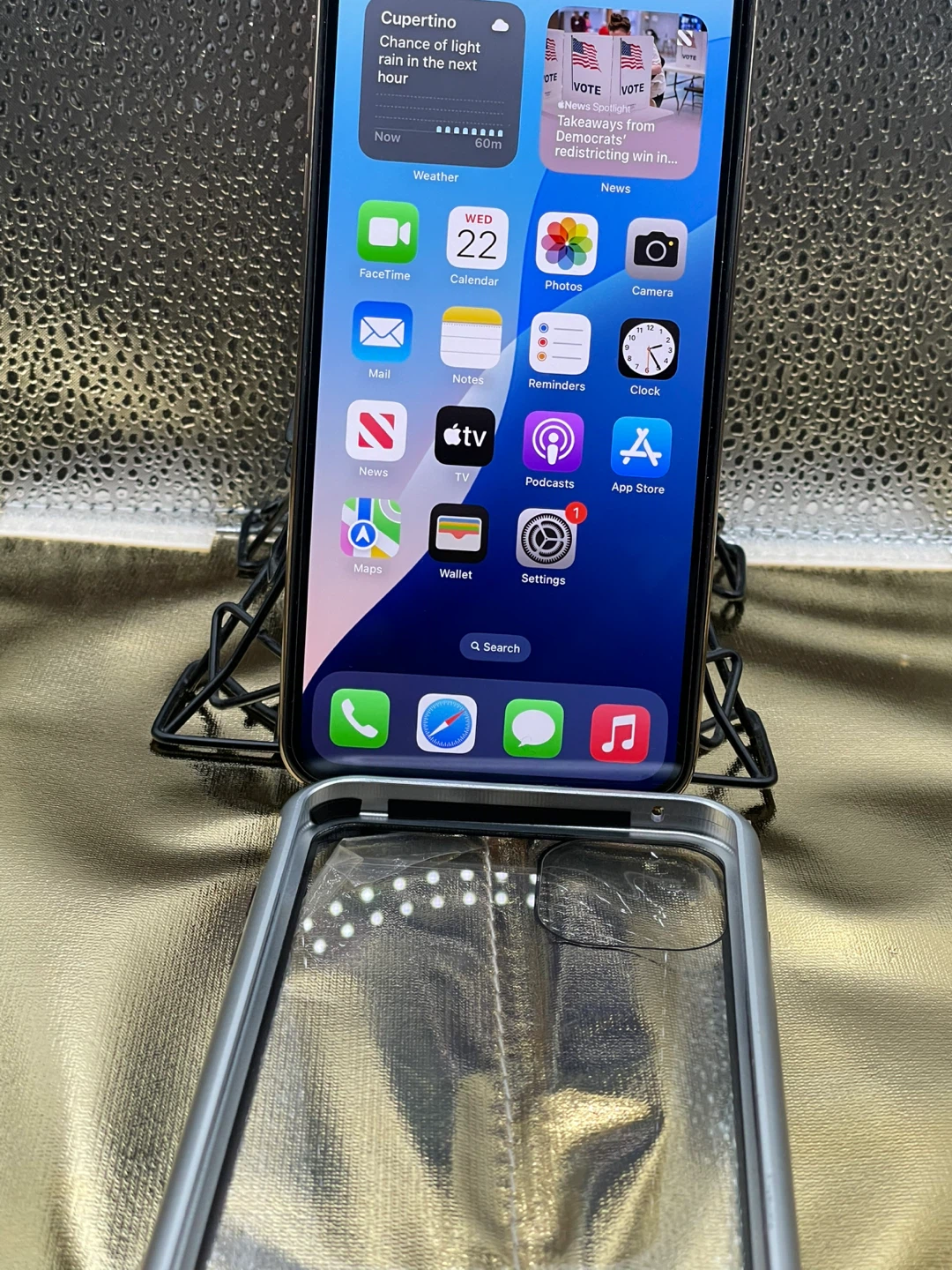 Apple iPhone XS MAX Pink 256 - photo 4
