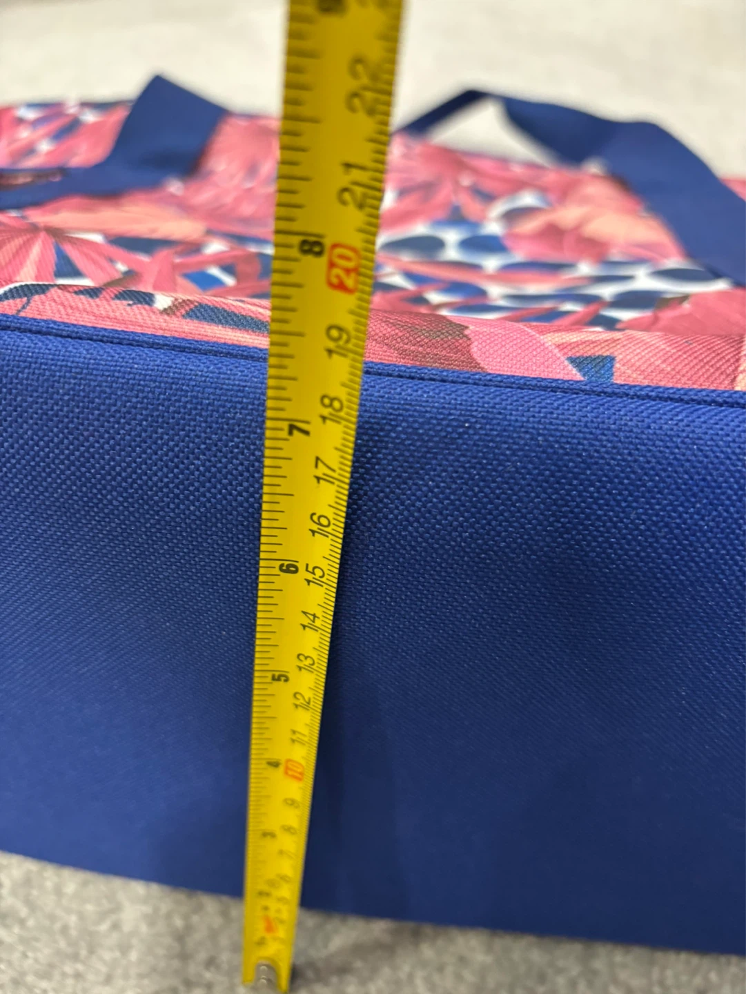 BRAND NEW LARGE INSULATED BAG - photo 4