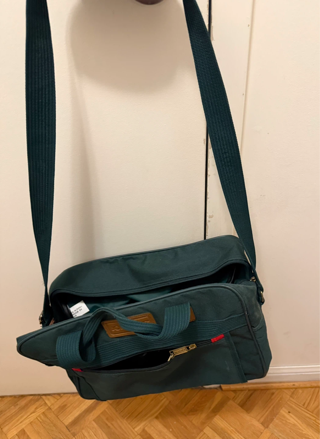 Jordashe luggage - photo 3